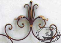 Кованая спинка кровати, барокко, фрагмент. Фото 9.